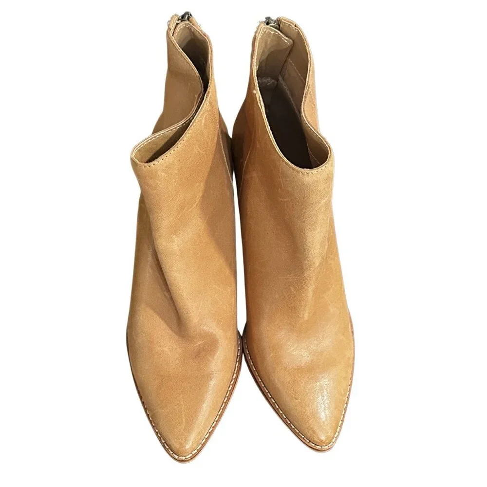 Lucky Brand Women's Tan Leather Boots 8 - Excellent condition- A16 - Picture 2 of 4